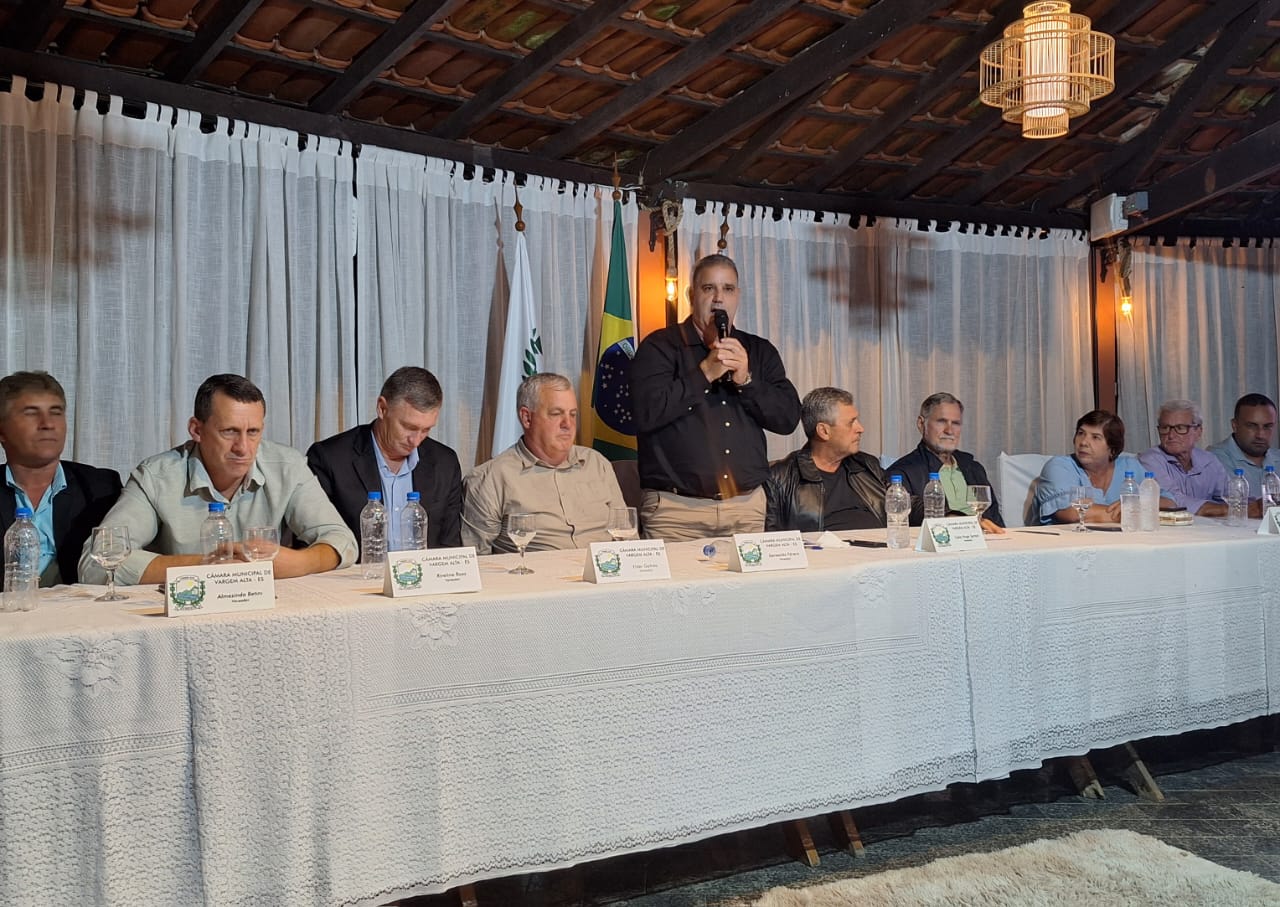 Câmara de Vargem Alta homenageia trajetórias femininas com o Prêmio Mulher em Ação 2026